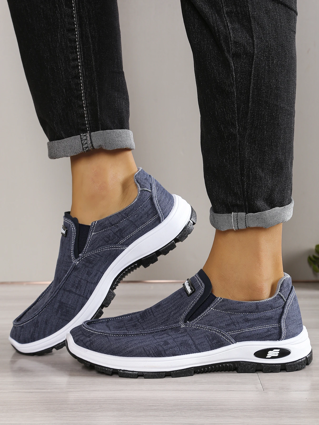 Men's casual sports shoes, canvas breathable soft-soled fashionable casual sports shoes - Image 6